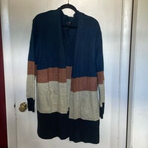 Modern Canvas long open cardigan. Tricolored. Like new condition. XL. Soft